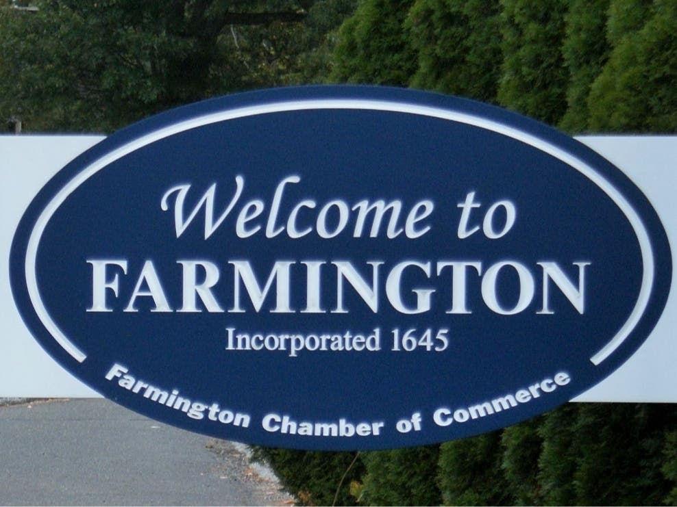 Whether you're looking to explore nature, try a new sport, or spend time with family, Farmington has a variety of recreation options close to home.