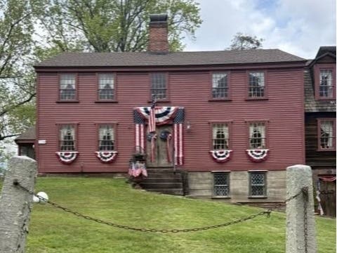 The Town of Berlin has announced the winners of its "Berlin in Red, White & Blue" Patriotic Decorating Contest.