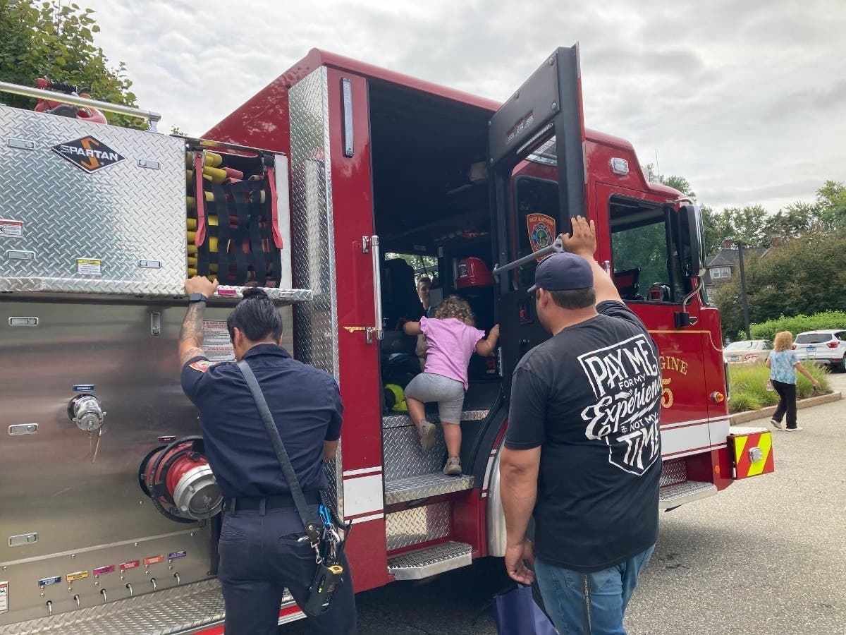 West Hartford's Community Preparedness Day this weekend will include emergency preparedness information, free giveaways, a ham radio demonstration, and a Touch-A-Truck activity.