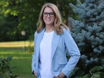 West Hartford Democrat Tiffani McGinnis is seeking the 18th House District seat in the state legislature.