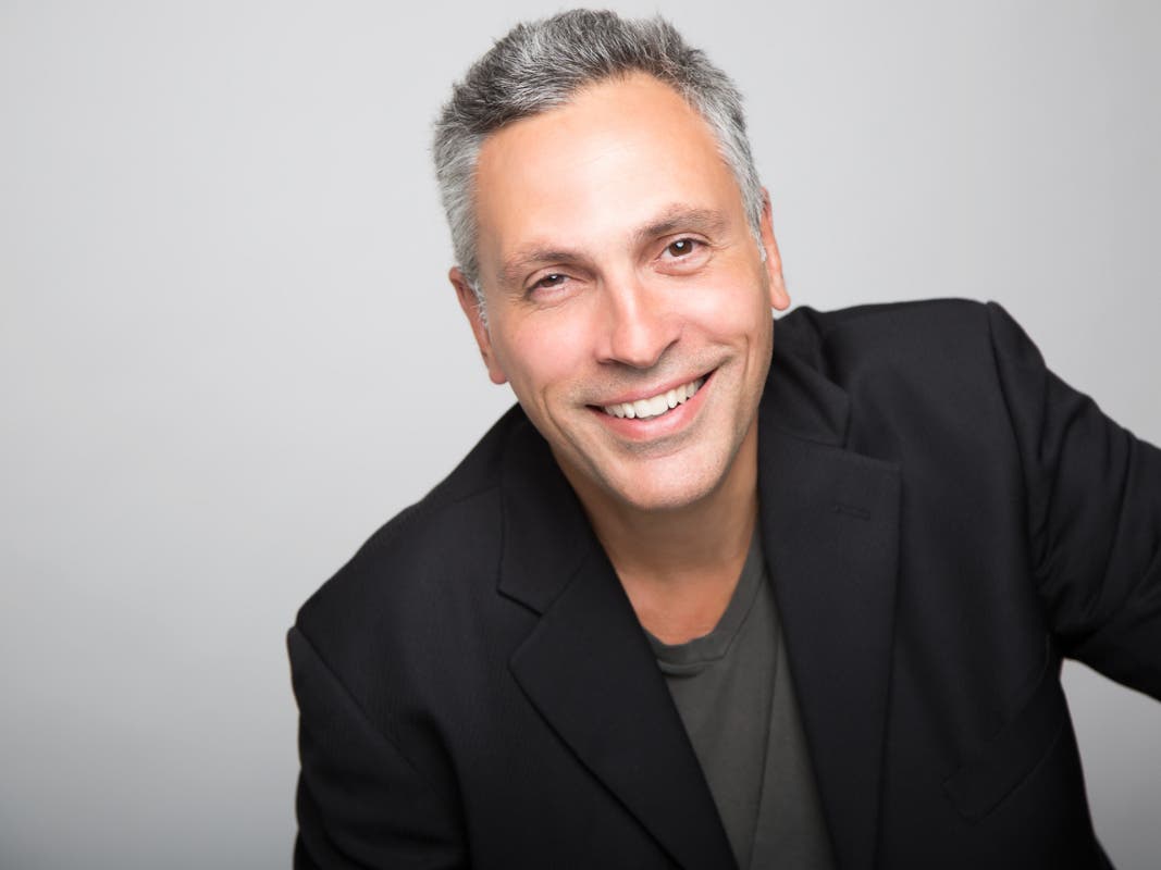 DC Benny will perform in Storytelling Series at Bucks.