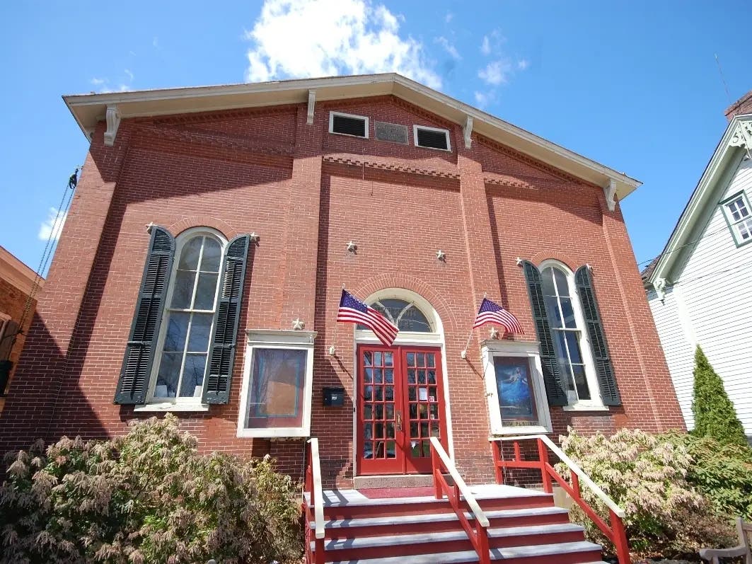 News small post card thumbnail