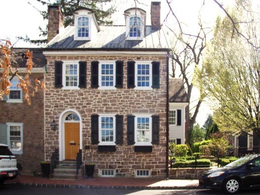 ​Francis Erwin House owned by Barry Fleck and Mary Dinneen, 127 Court St.