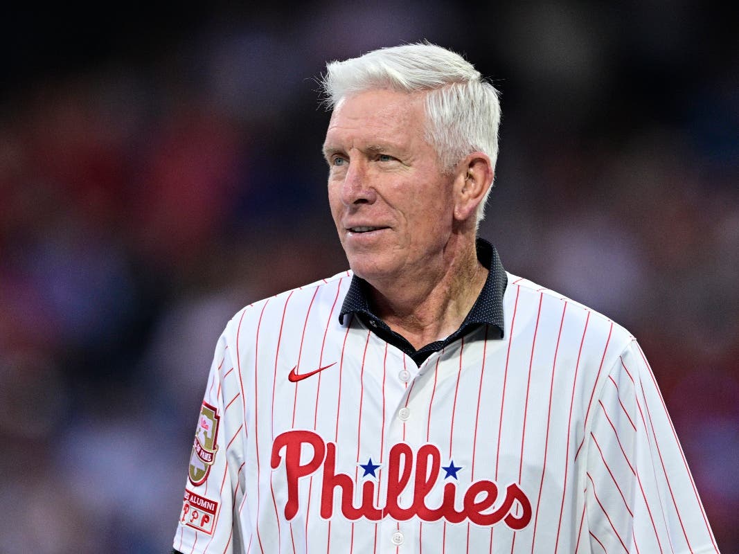 Former Philadelphia Phillies' Mike Schmidt prior to a baseball game against the Washington Nationals, Saturday, Aug. 17, 2024, in Philadelphia.