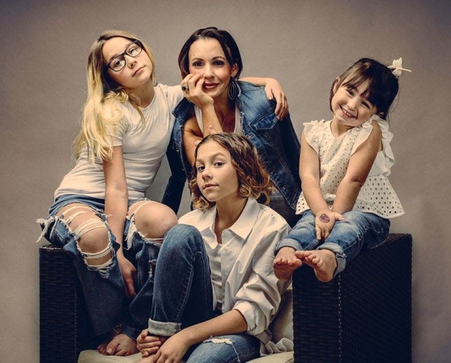 Broadway veteran Jenny Lee Stern with her daughters.