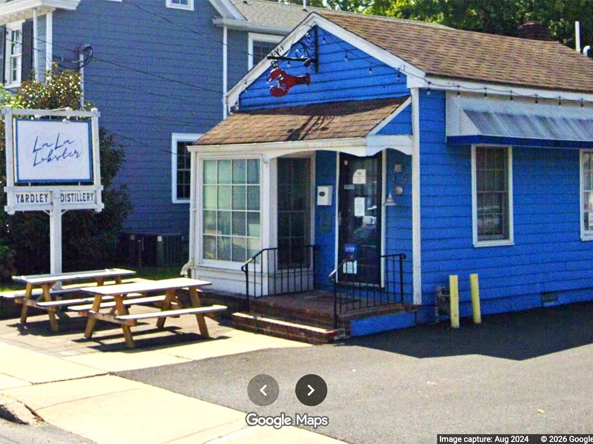 A popular seafood restaurant is closing up next month in Bucks County.
