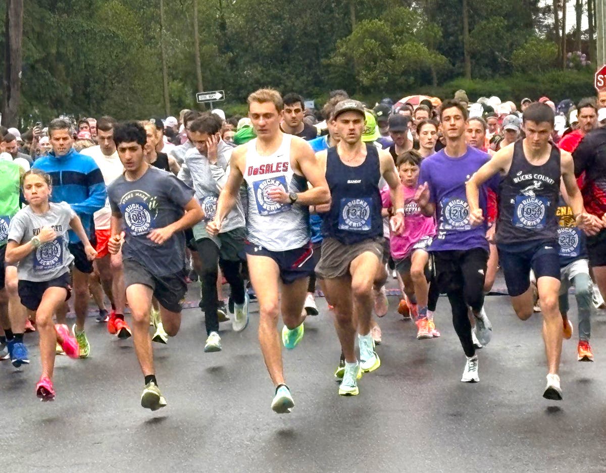 The Doylestown 5K steps off on a rainy Saturday.