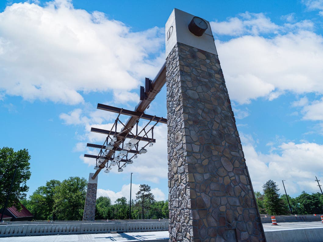 Motorists using the New Hope-Lambertville bridge will encounter traffic shifts as new all-electronic toll collection gantry goes online.