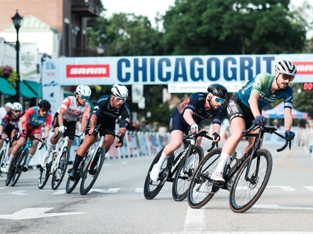 Colin Fitzgerald competing in the Chicago Grit.