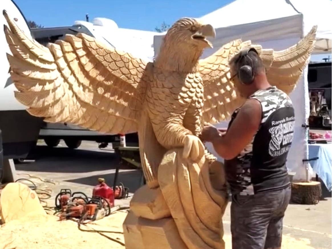 Live chainsaw carving demonstrations by Rannel Rustic Wood Carving will be taking place throughout the weekend at the fair.