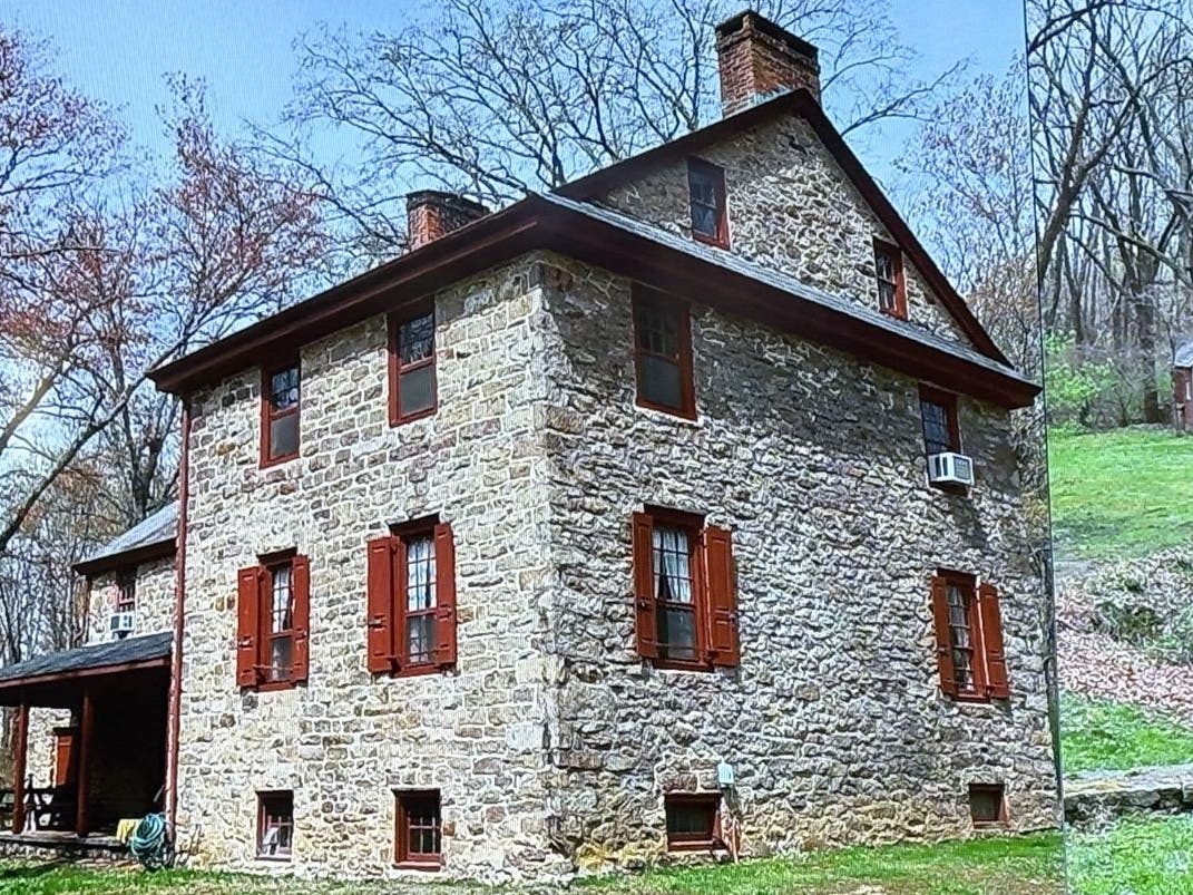 The farmhouse on the Hart property on Easton Road in Doylestown Township.
