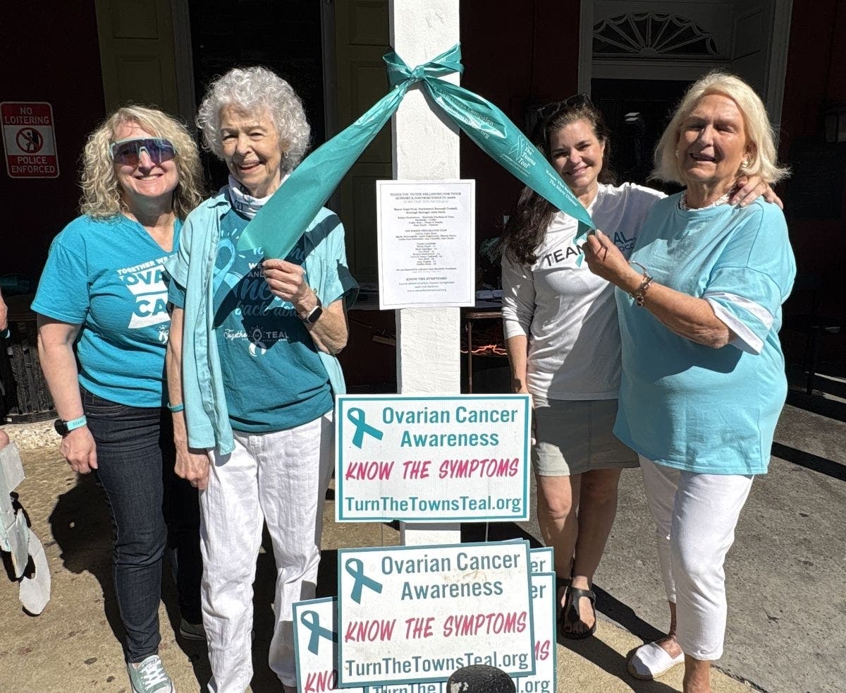 Volunteers Turn Doylestown Teal To Raise Ovarian Cancer Awareness