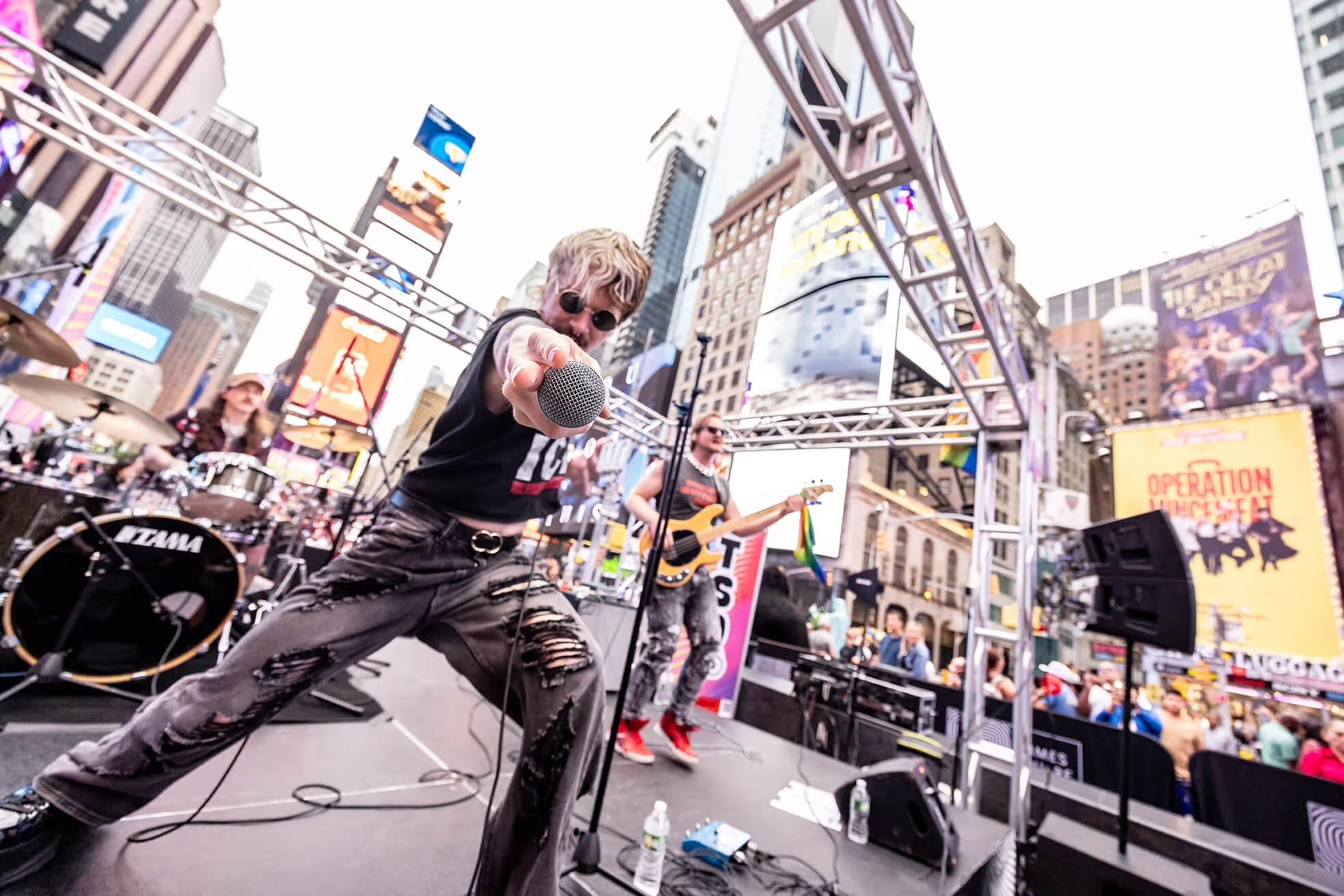  TSQ Live Summer Friday Concerts