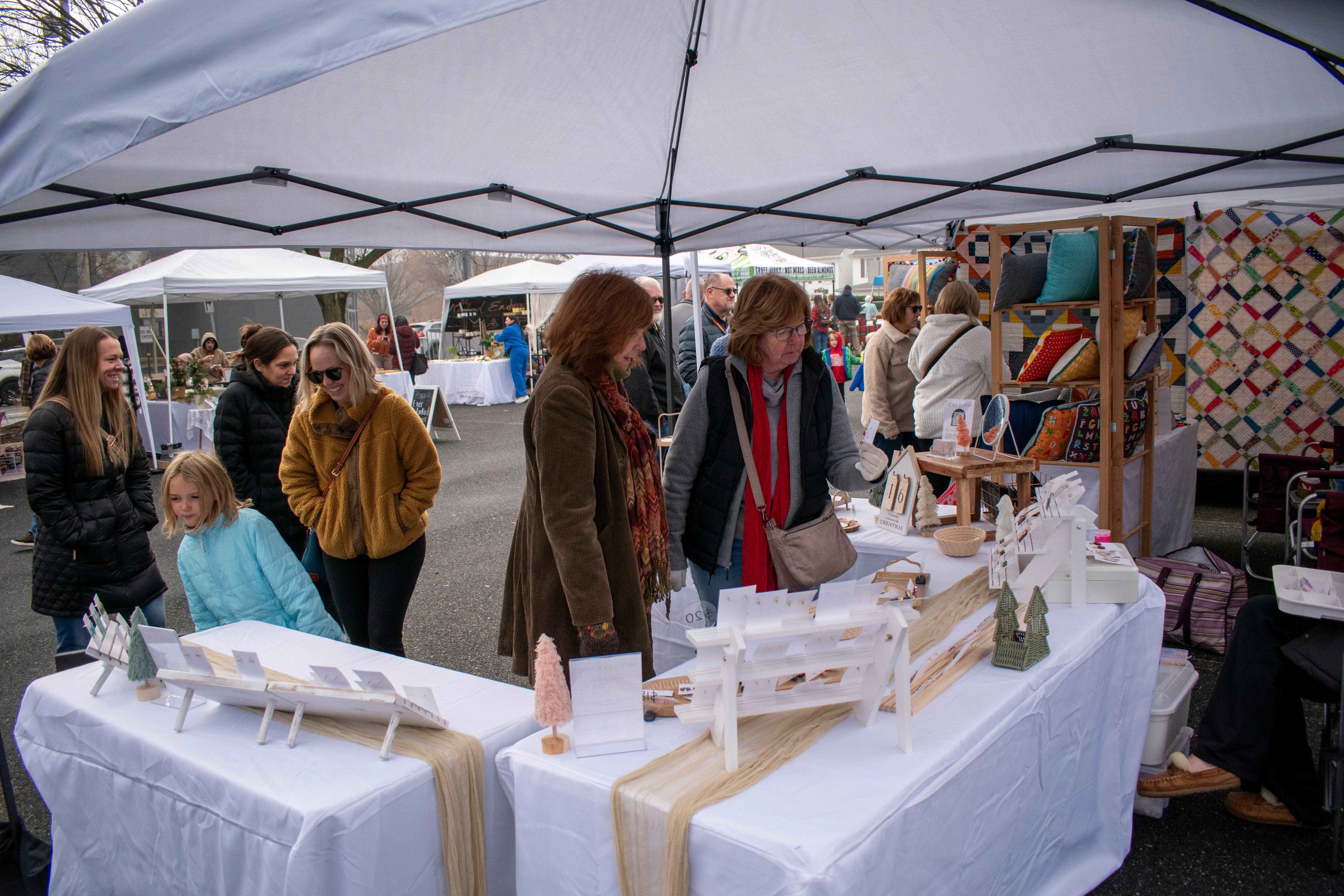 The Belle Aire Holiday Market
