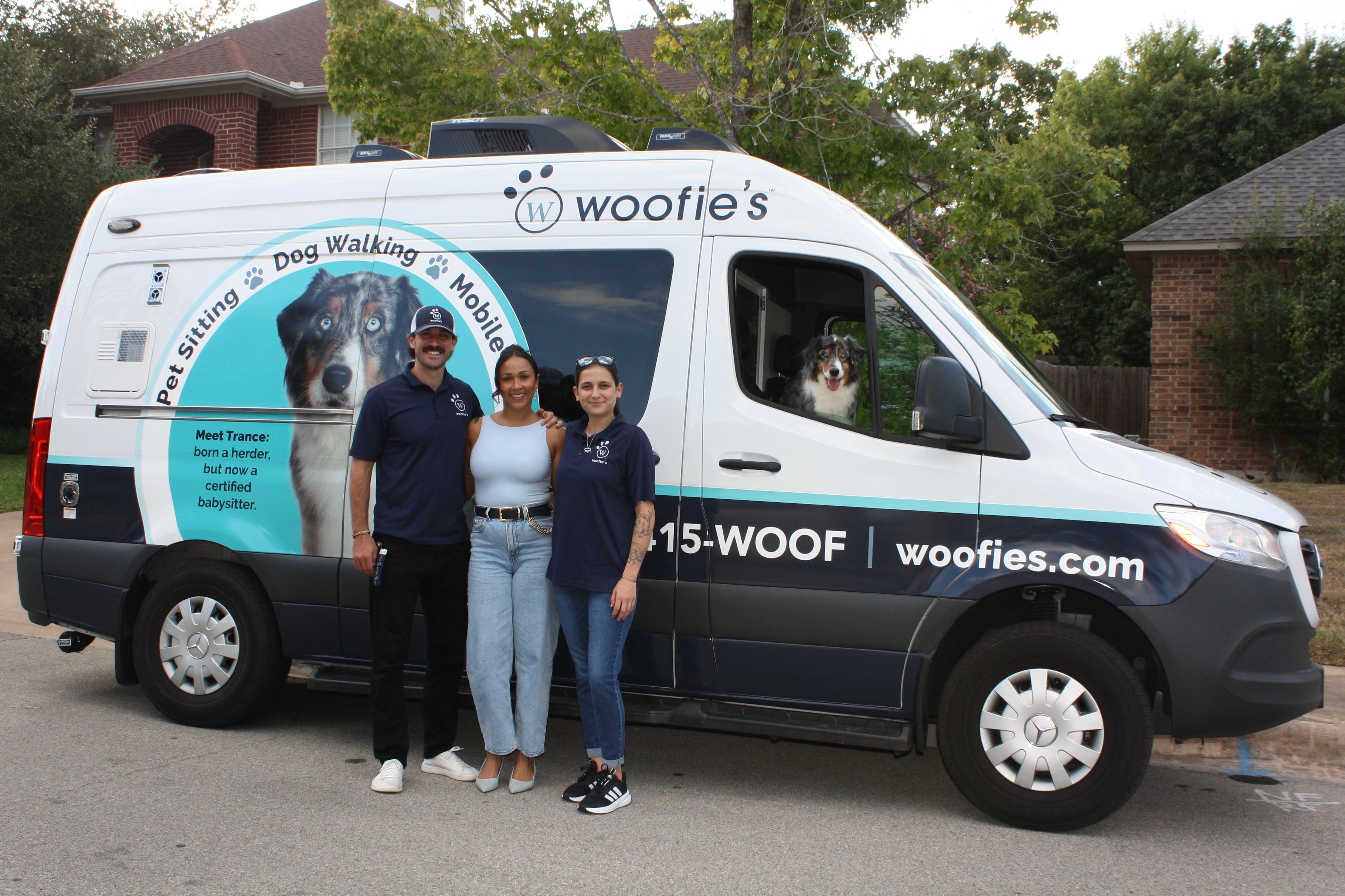 Welcome Woofie’s of North Austin as it Celebrates its Grand Opening at Barktoberfest
