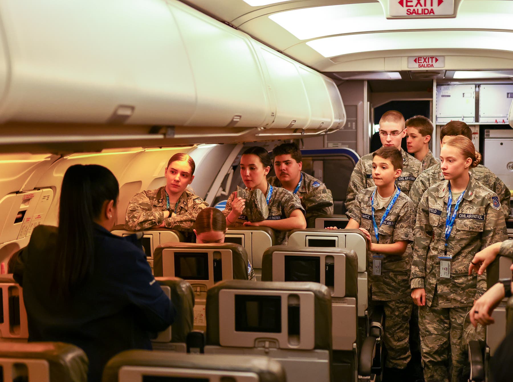 Florida Wing cadets of the Civil Air Patrol learn about commercial aviation training