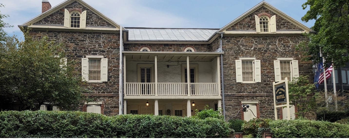 Celebrate Earth Day at the Mount Vernon Hotel Museum & Garden