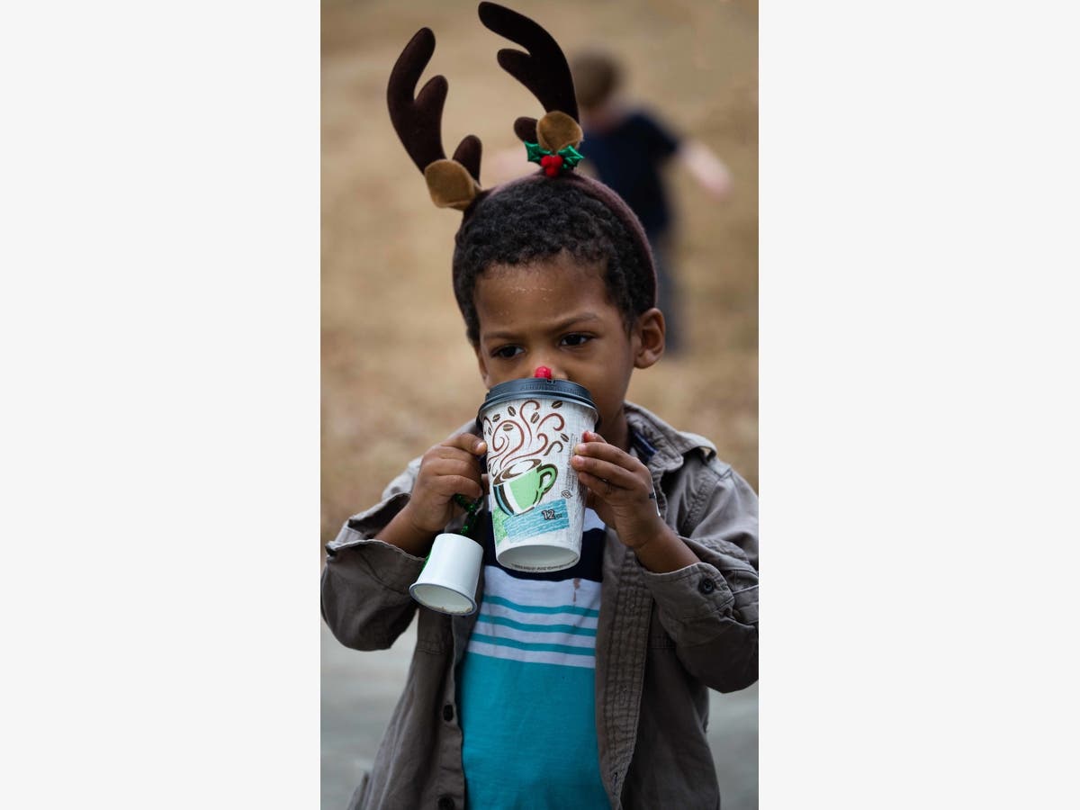 https://patch.com/img/cdn20/users/2613250/20171130/092611/styles/raw/public/processed_images/1k-hotchocreindeer2_enchanted-1512051249-7190.jpg