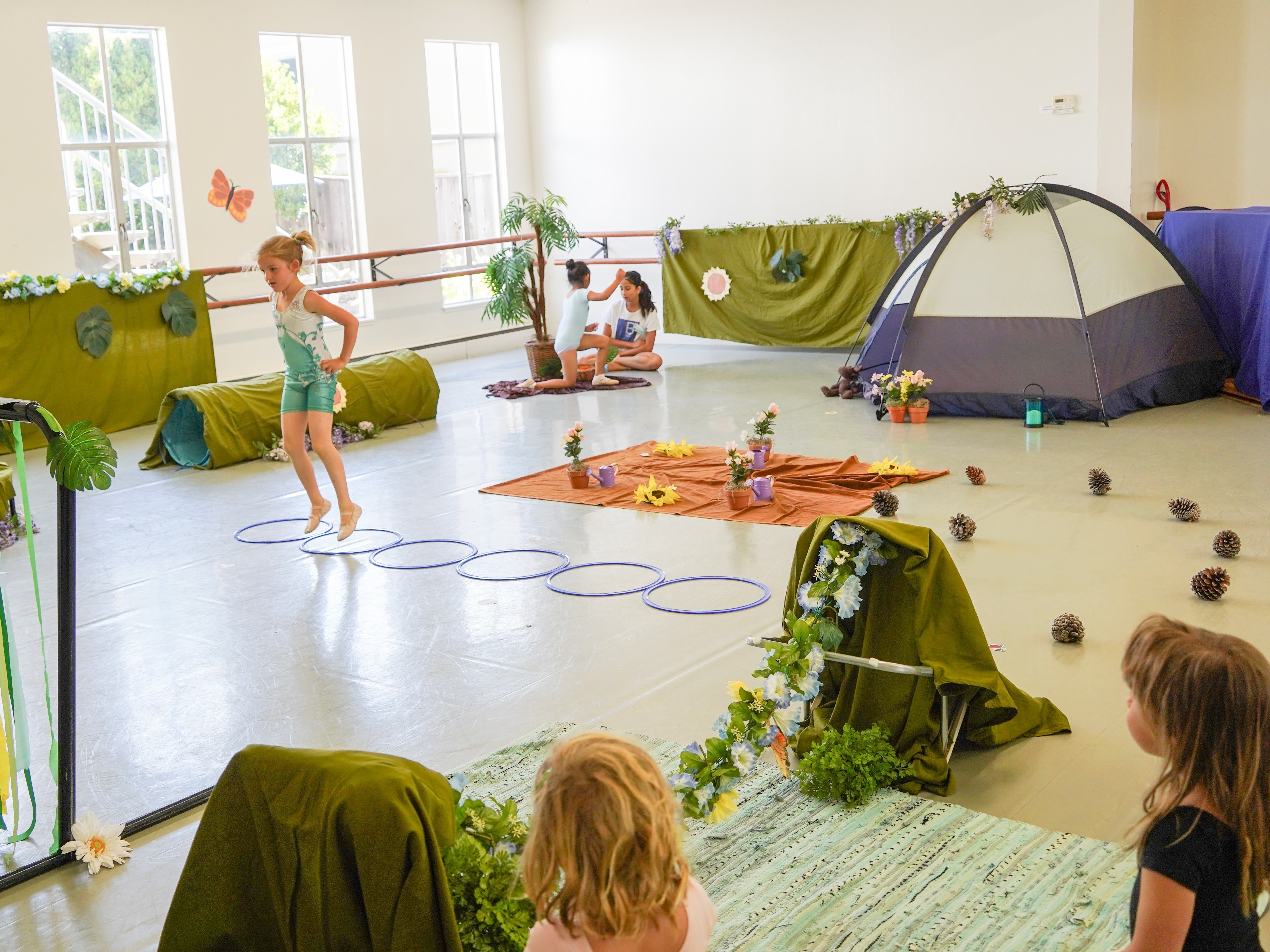 Dance & Art Adventure Camp 🌟 📅 June 15–19, 2026