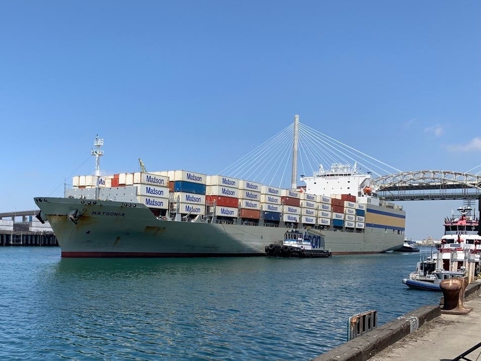 A Long Beach dock worker pleaded guilty Tuesday to a federal charge of allowing phony claims to be submitted to his labor union's health plan for the use of prostitutes under the guise of chiropractic services.