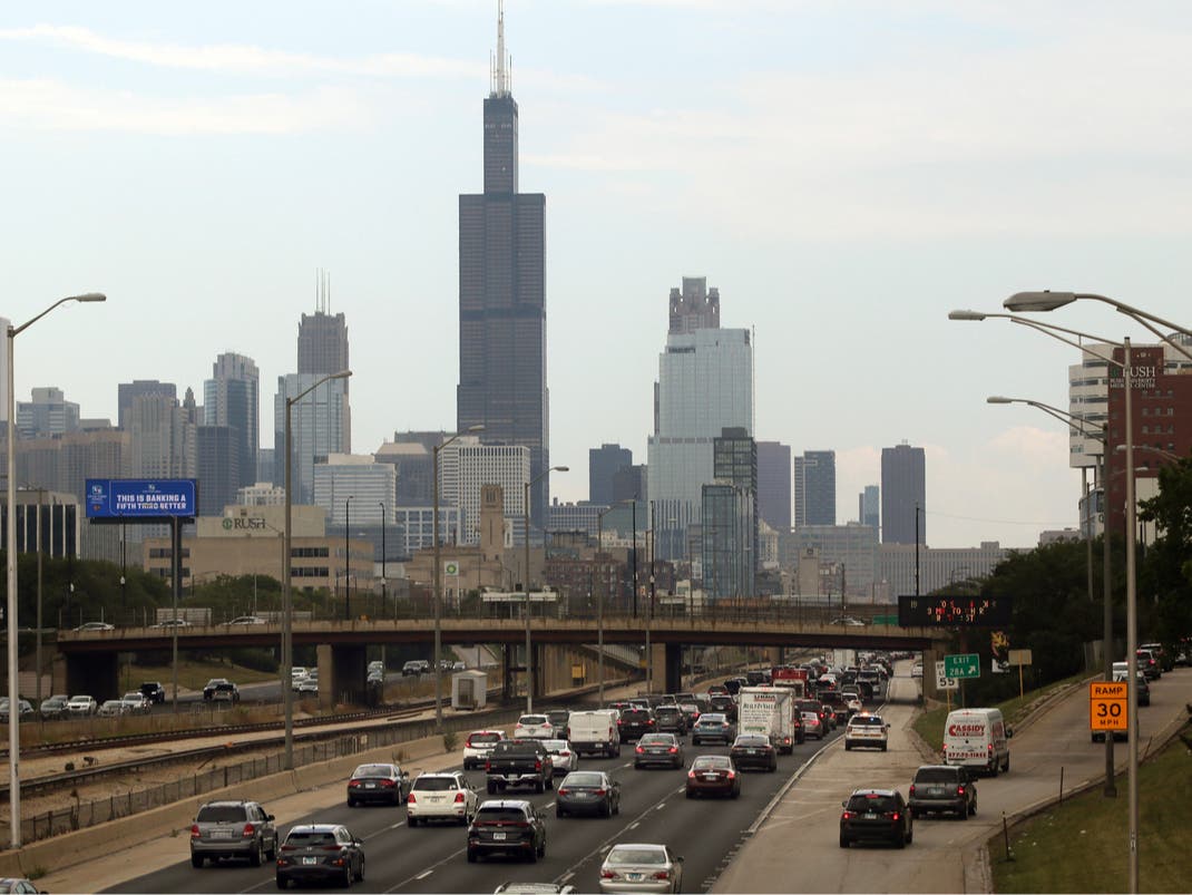 How Polluted Is The Air You're Breathing In IL? Use This Tool To Find Out