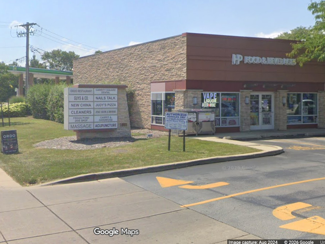 Garrity Square, at 1833 Deerfield Road, was sold in a deal handled by brokers from real estate brokerage firm Marcus & Millichap's Chicago Oak Brook office.