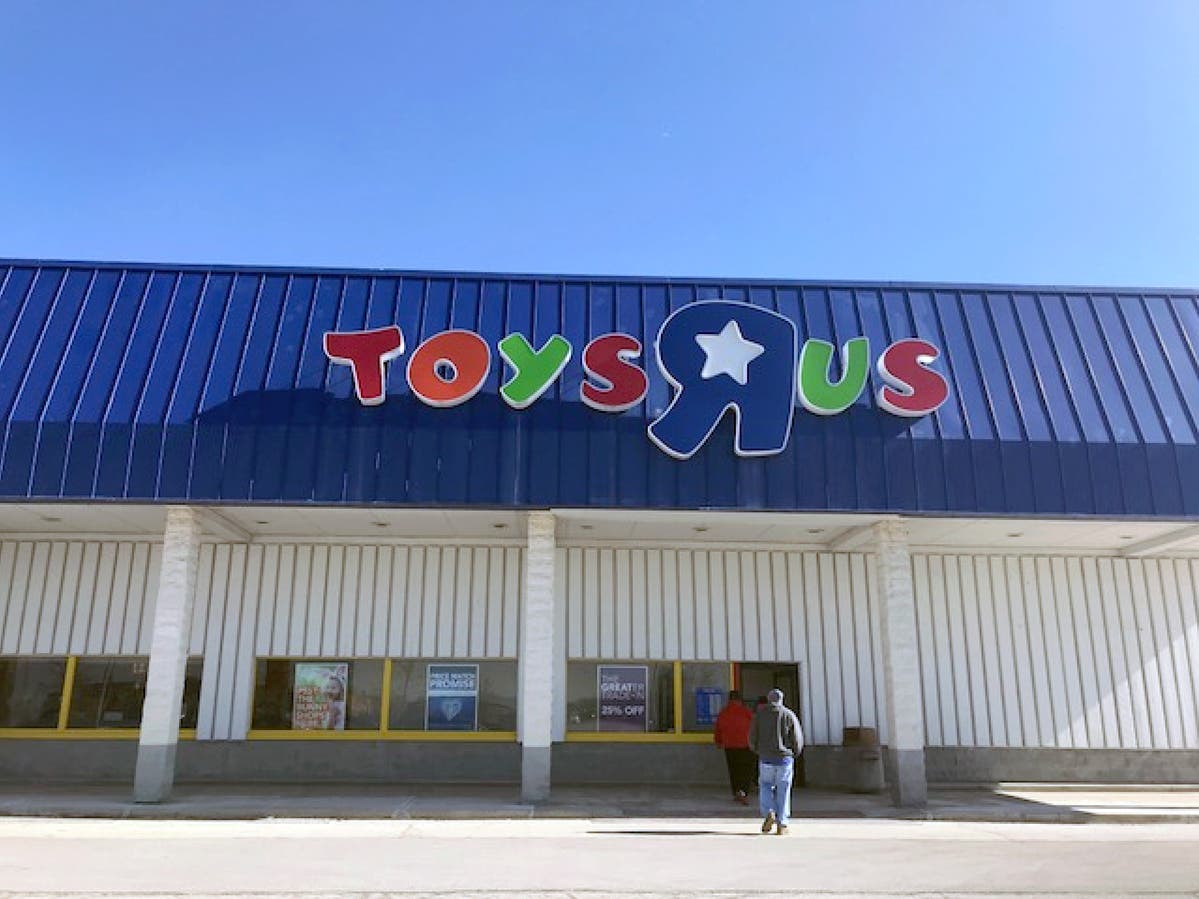 Toys'R'Us Makes A Comeback In IL 8 Years After Mass Closures