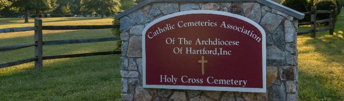 Holy Cross Cemetery