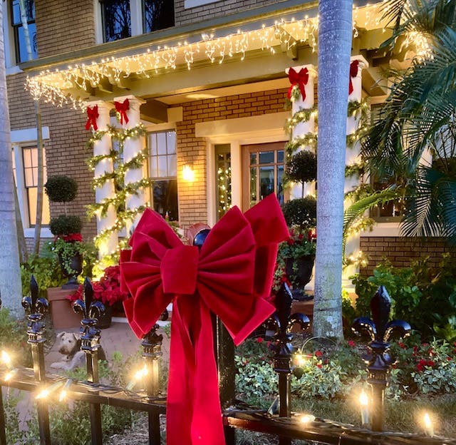 Historic Old Northeast Candlelight Tour of Homes