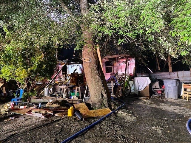 A house near Bells Ferry Road and Wooten Drive had a fire early Tuesday morning.