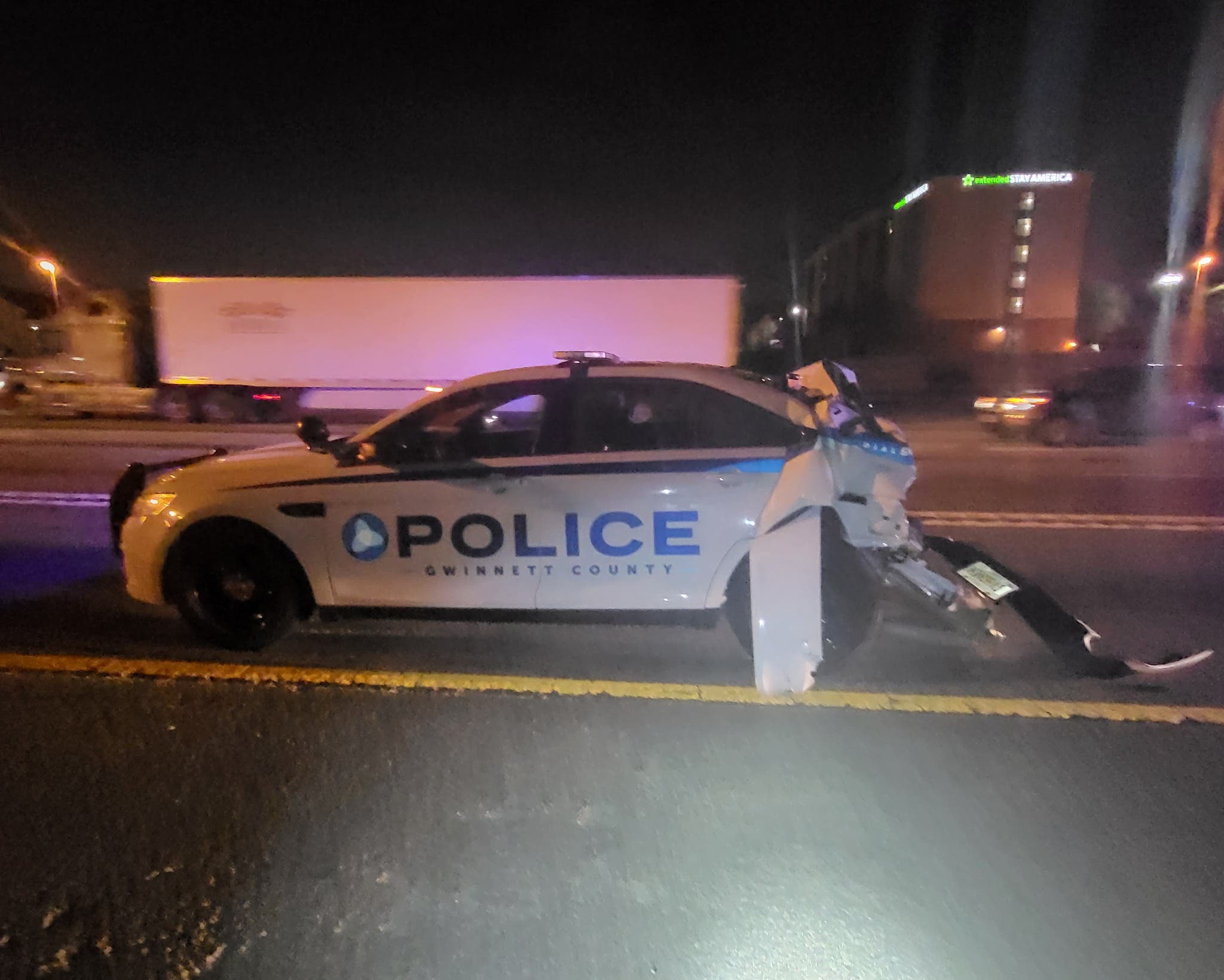 Gwinnett Officer Injured After Car Crashes Into Police Cruiser Gwinnett Officer Injured After Car Crashes Into Police Cruiser