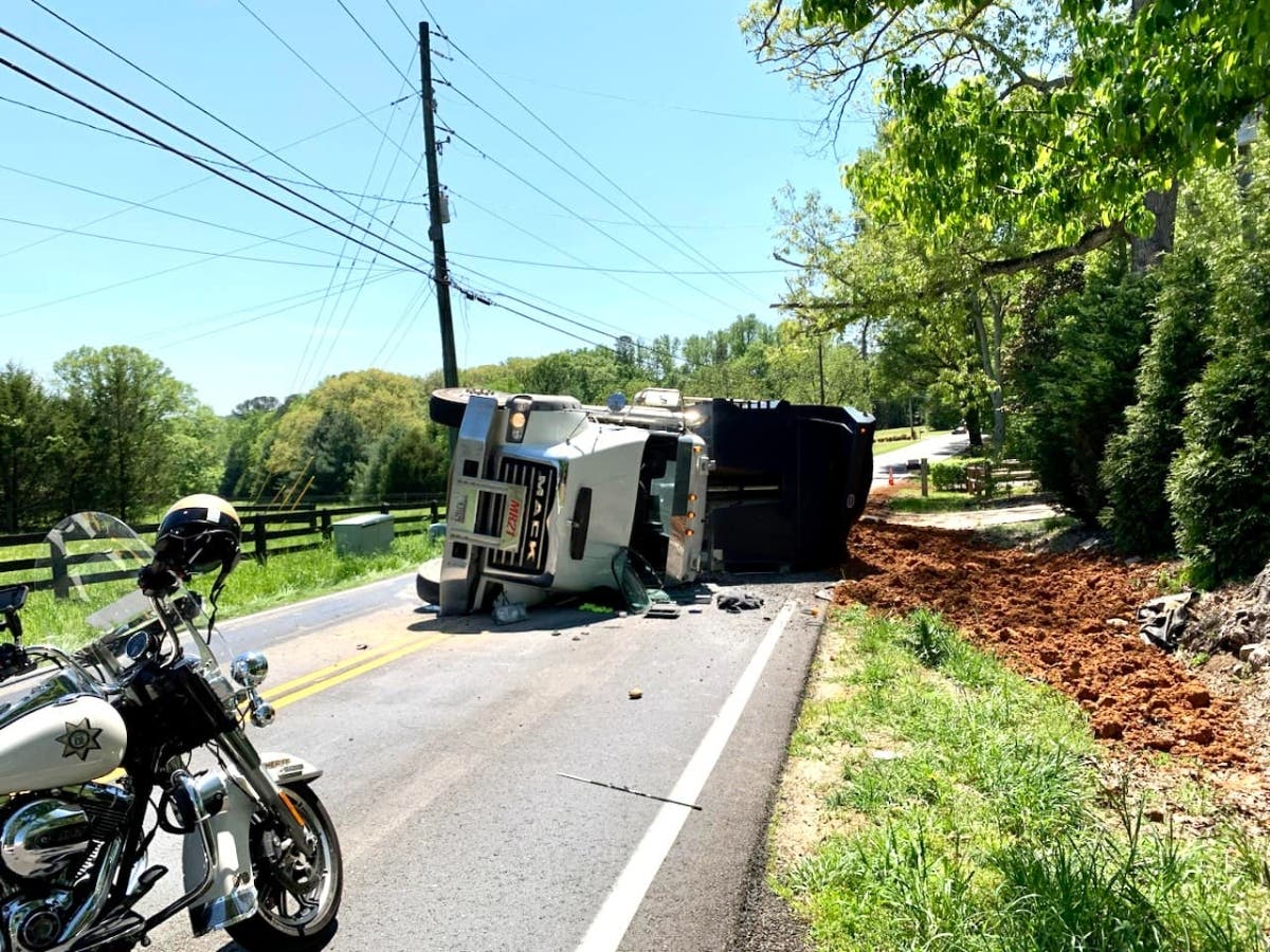 Minor Injuries In Woodstock Crash Involving Overturned Tractor-Trailer ...