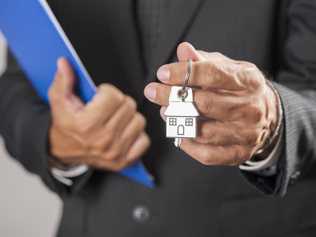 GA Housing Market Shows Shift Toward Buyers