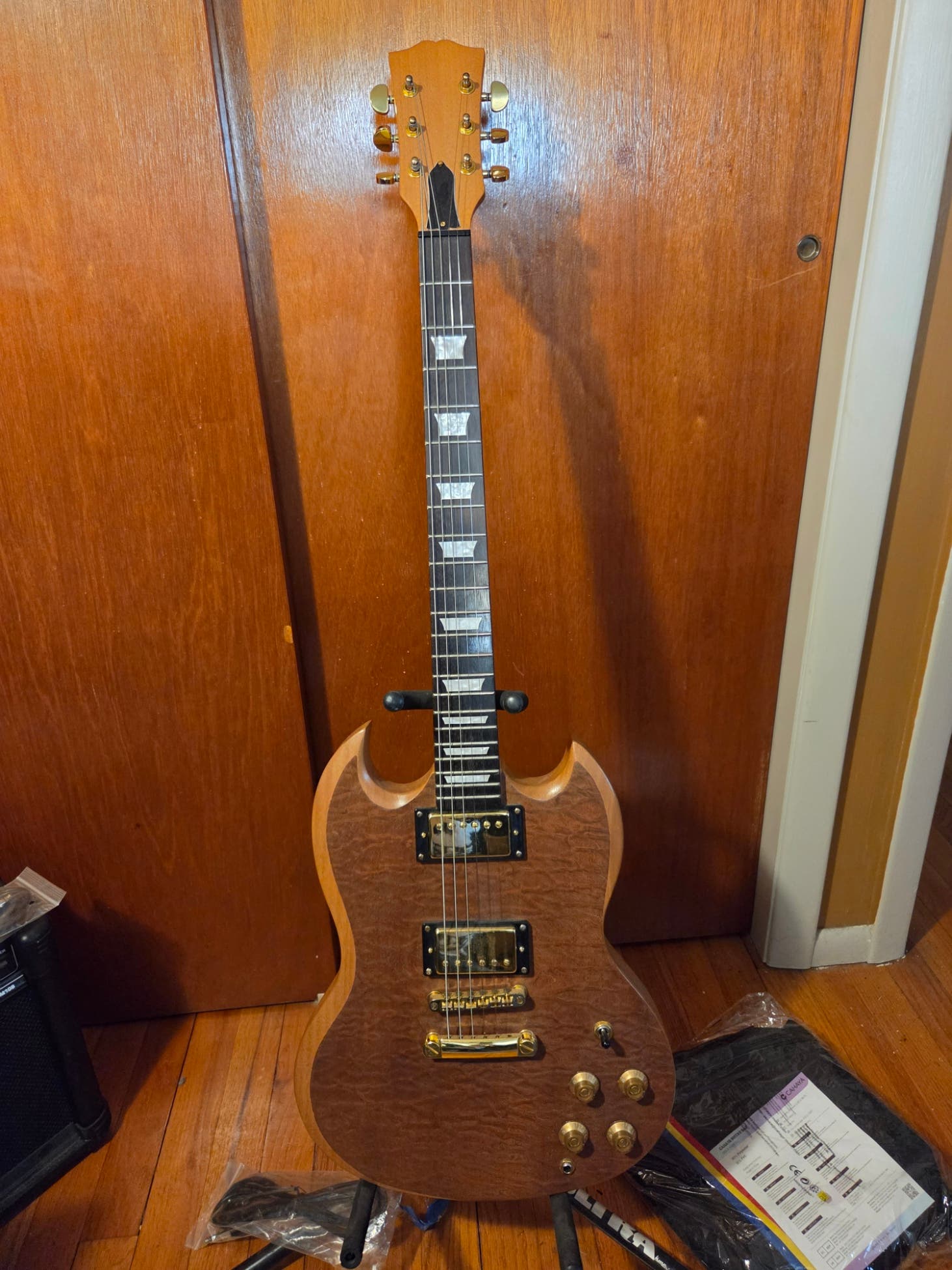 custom SG