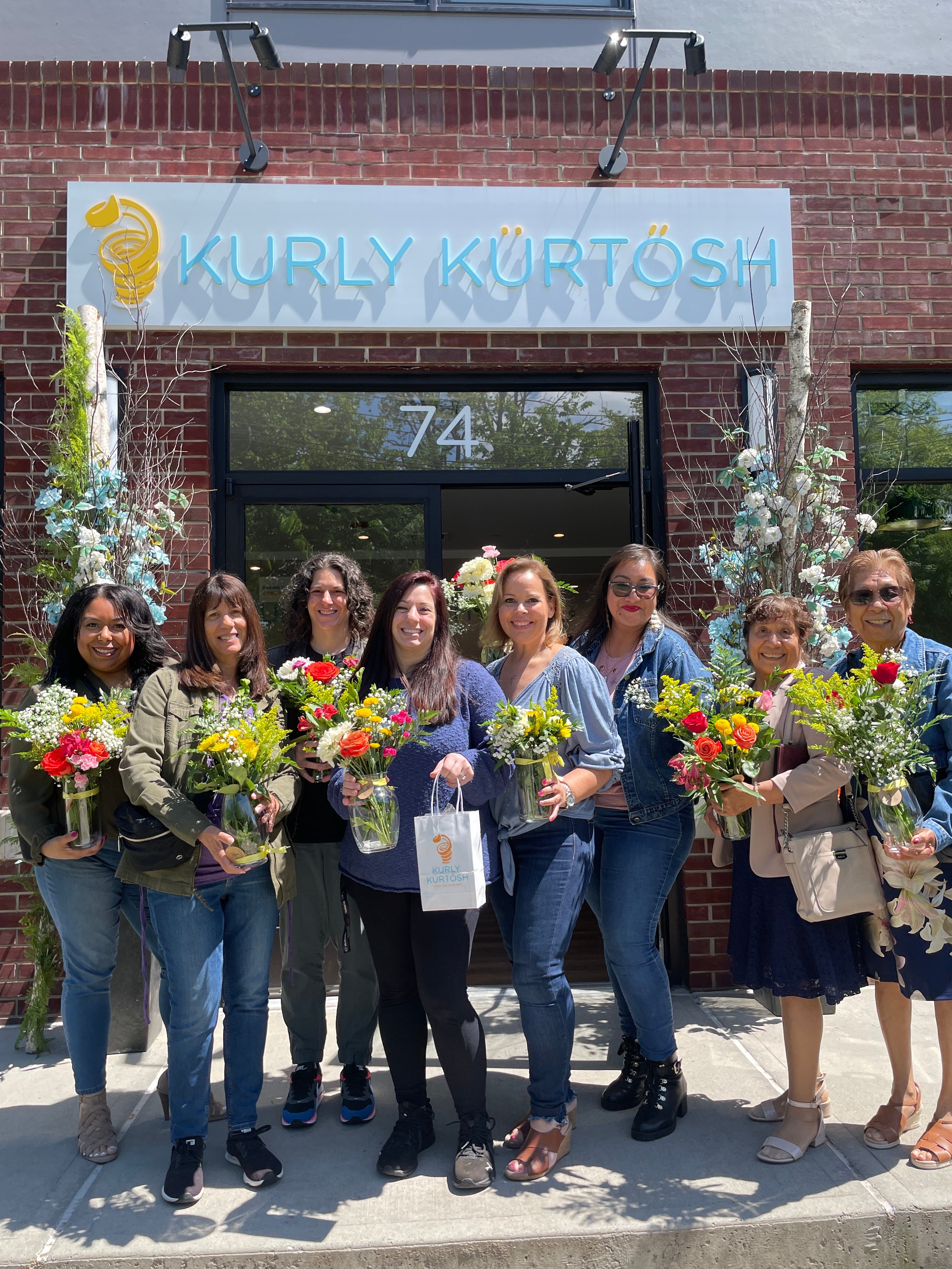 Mother's Day Floral Moments