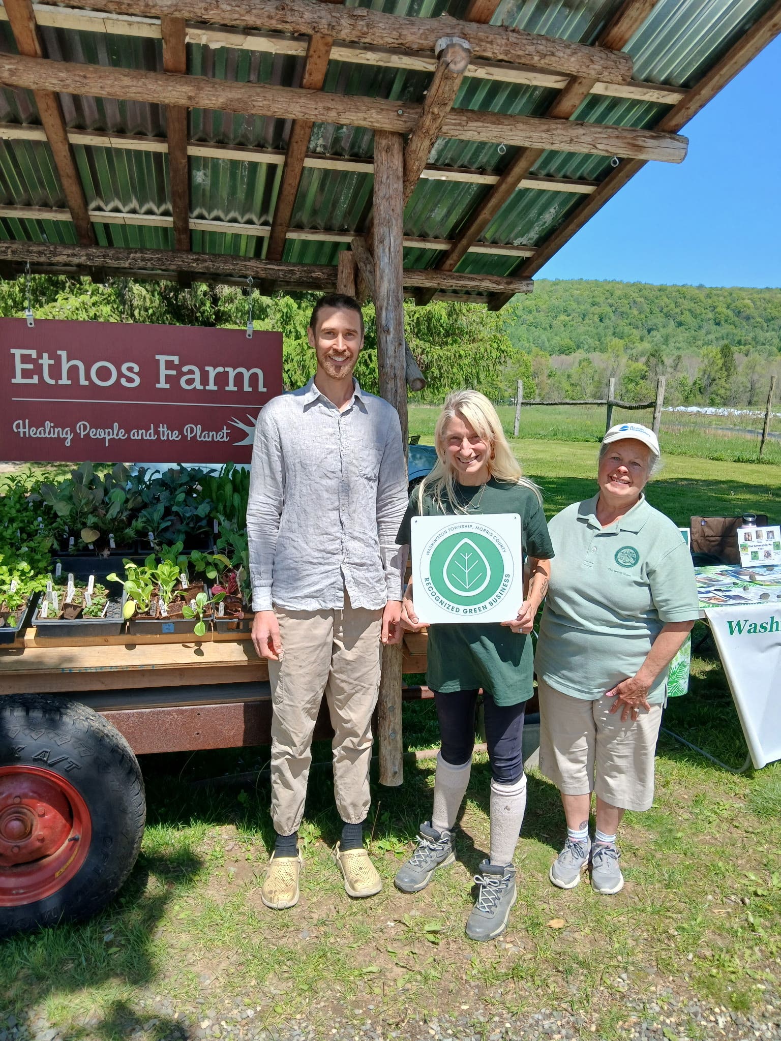 Green Team Awards Ethos Farm with it’s Green Business Recognition Plaque