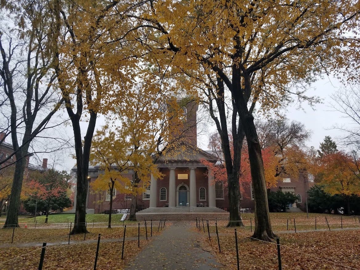 Law Firm Rescinds Harvard, Columbia Students' Job Offers: Reports ...