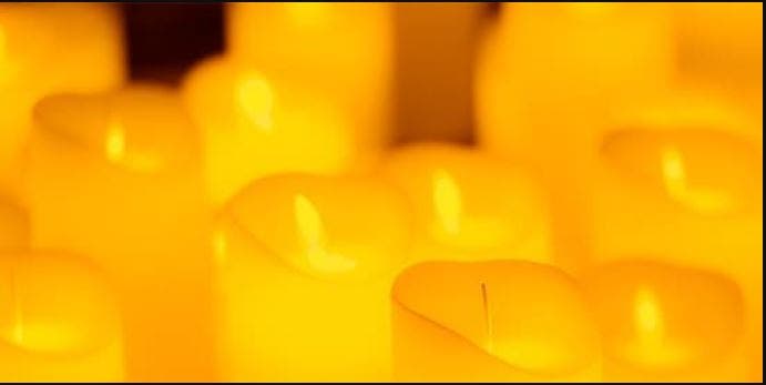 Candlelight: 90s Hip-Hop on Strings