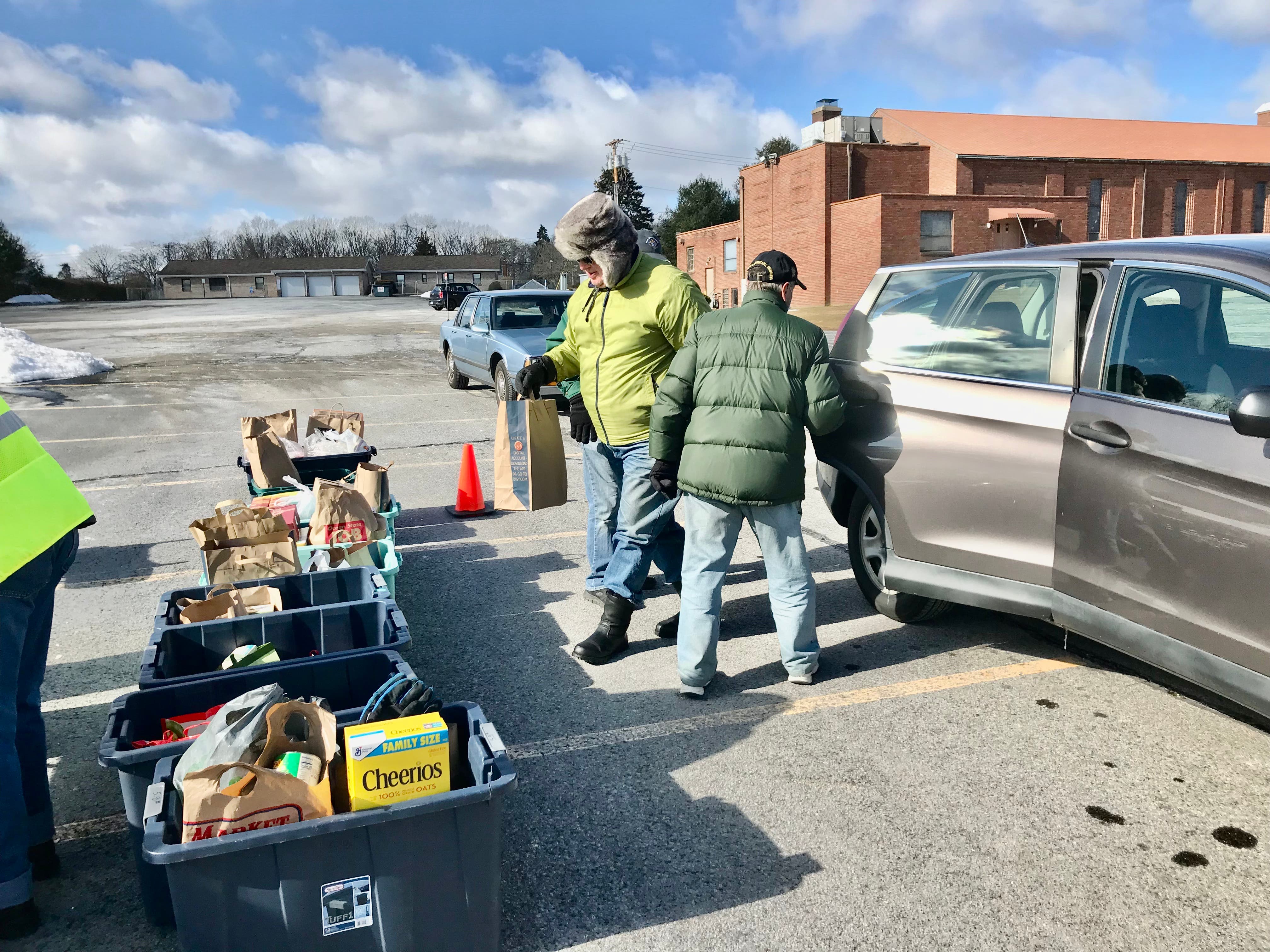 Jan 7 Stratford Knights of Columbus Begin New Year By Collecting Food