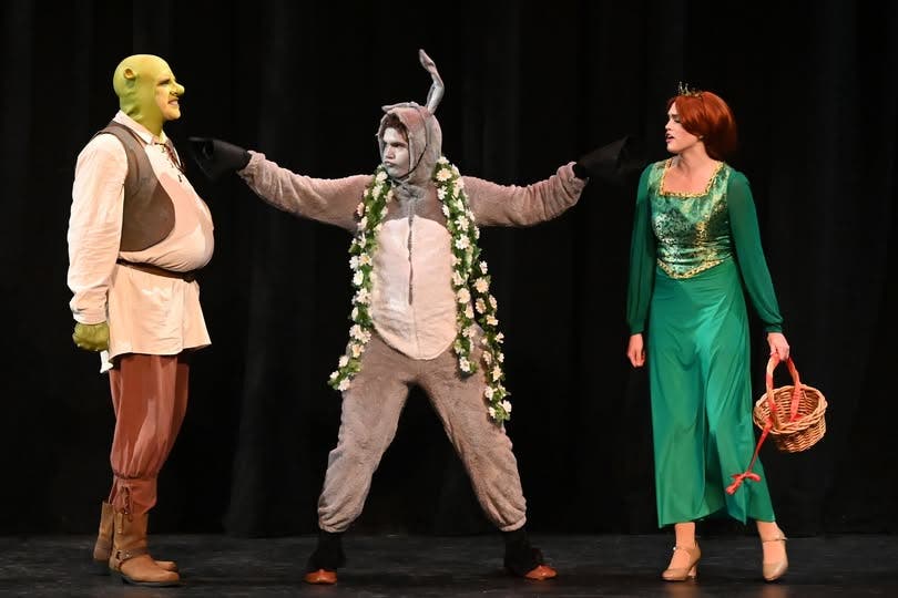 "Shrek the Musical" with live orchestra