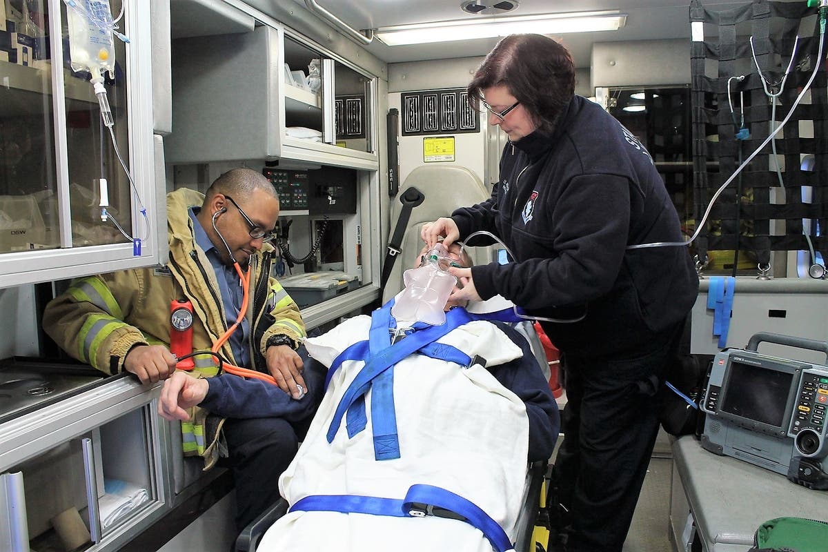 https://patch.com/img/cdn20/users/2642922/20180516/093933/styles/raw/public/processed_images/inside_sems_ambulance3-1526477865-9434.jpg