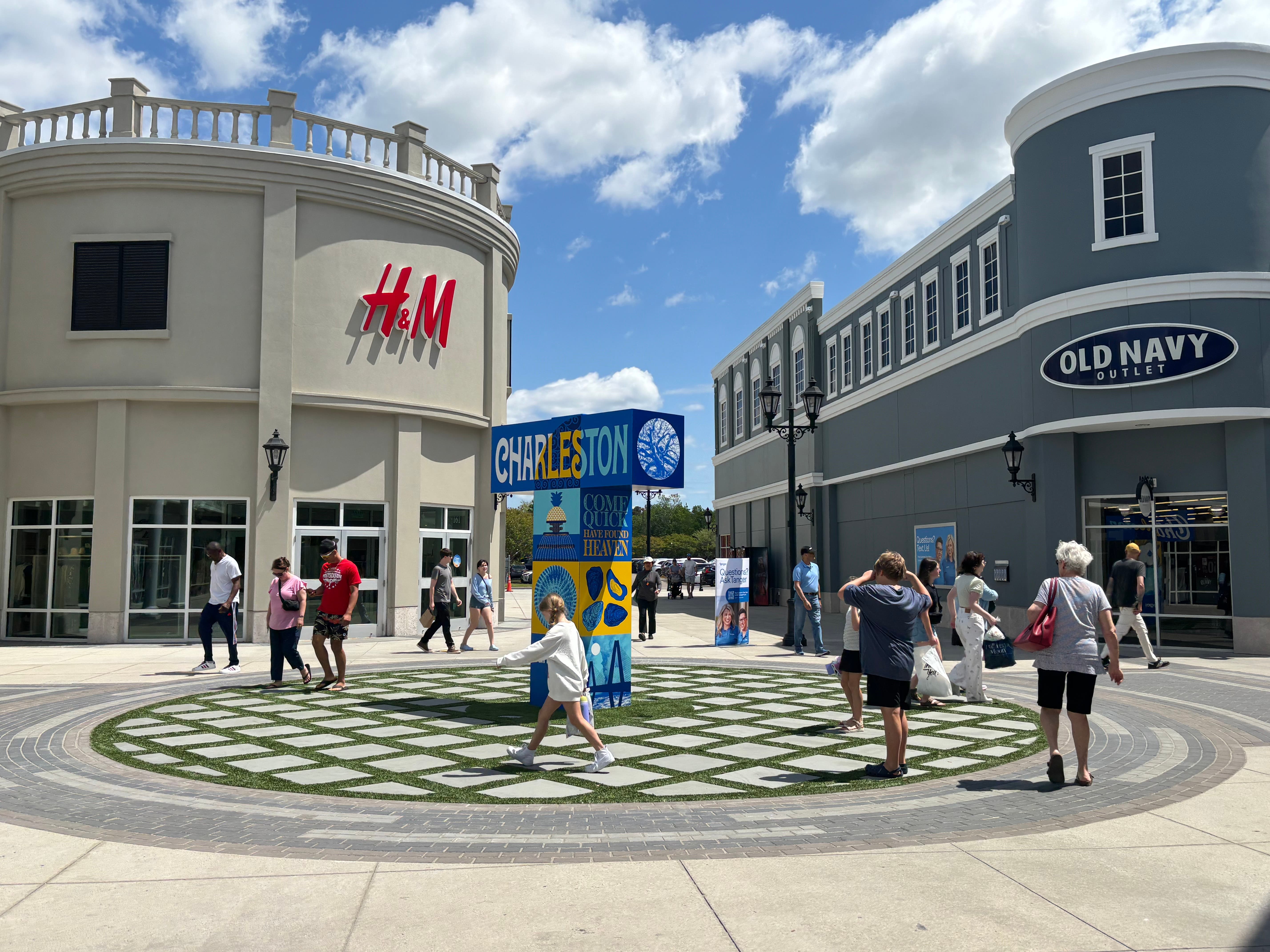 Four National Brands Join Tanger Charleston
