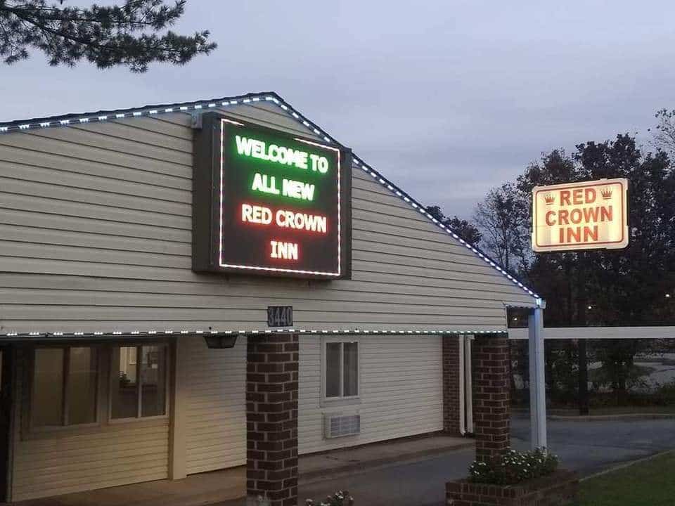 Red crown inn