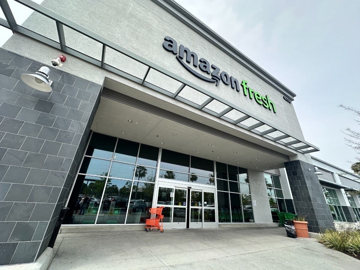 There are four Amazon Fresh locations in the San Fernando Valley.