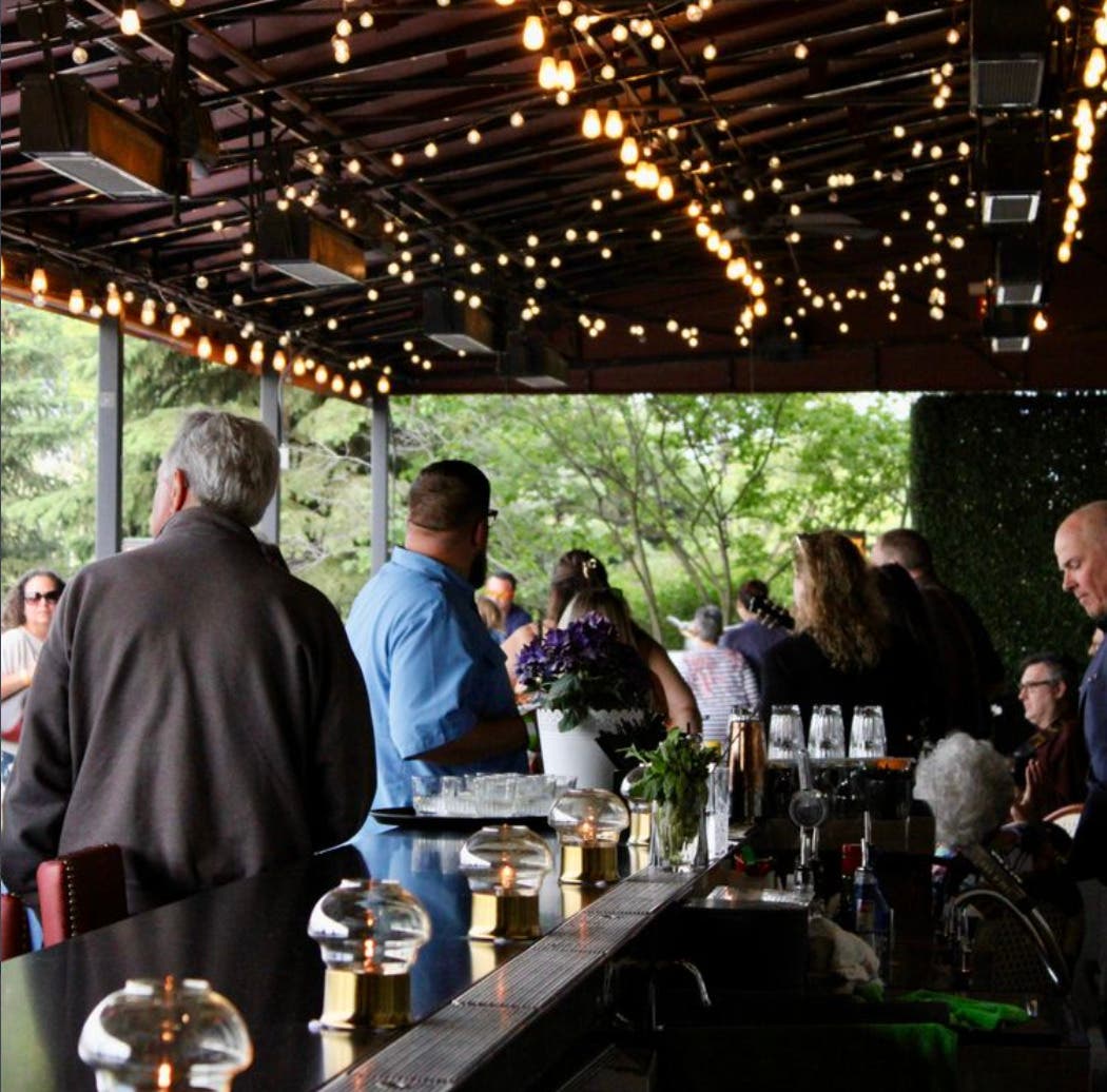 Labriola Oak Brook Annual Patio Party