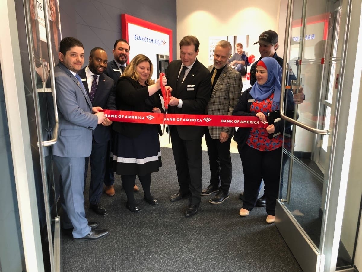 Ribbon Cut at Grand Opening of New Bank of America FC in Carlyle Old