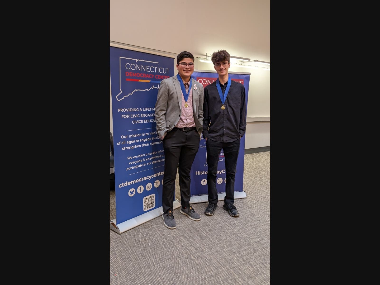 News small post card thumbnail