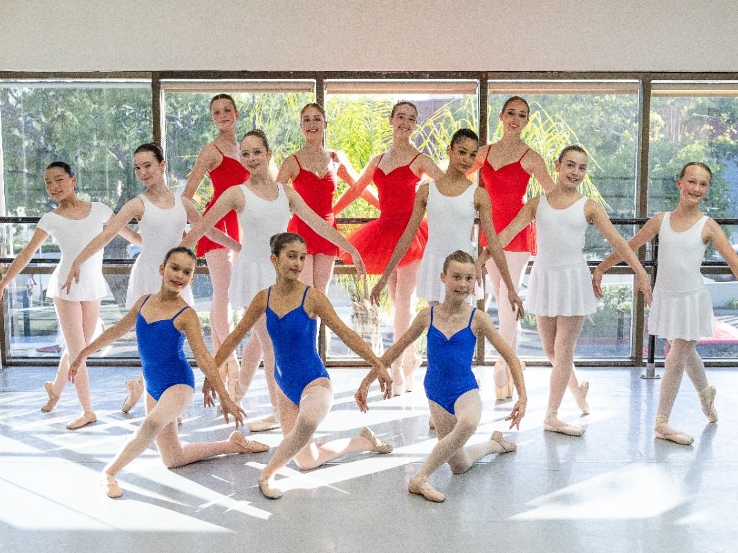 Back Row: Archer Anderson, Josephine Le Blanc, Lyla Brugger, Mila Bakhshandehpour; Middle: Zoe Nakamura, Liliana Castro, Laurel O'Donnell, Ellington Zucker, Clara Ditter, Kaia Sappington; Front: Cadence Russell-Cruz, Mila Spiegel, Jeanne Esselin.
