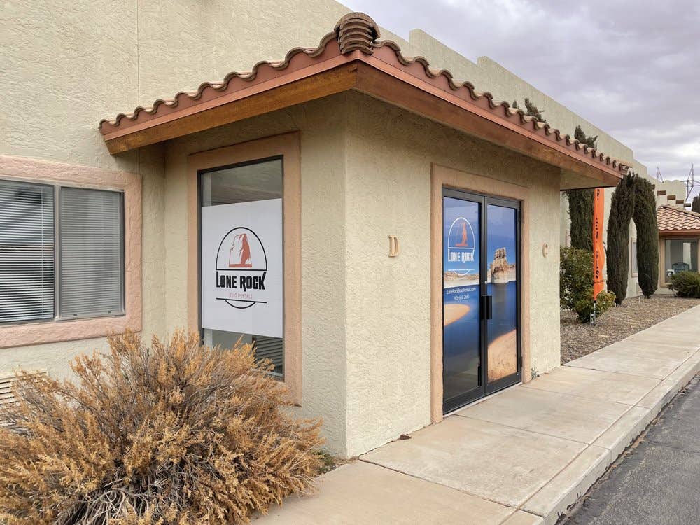 Lone Rock Boat Rentals