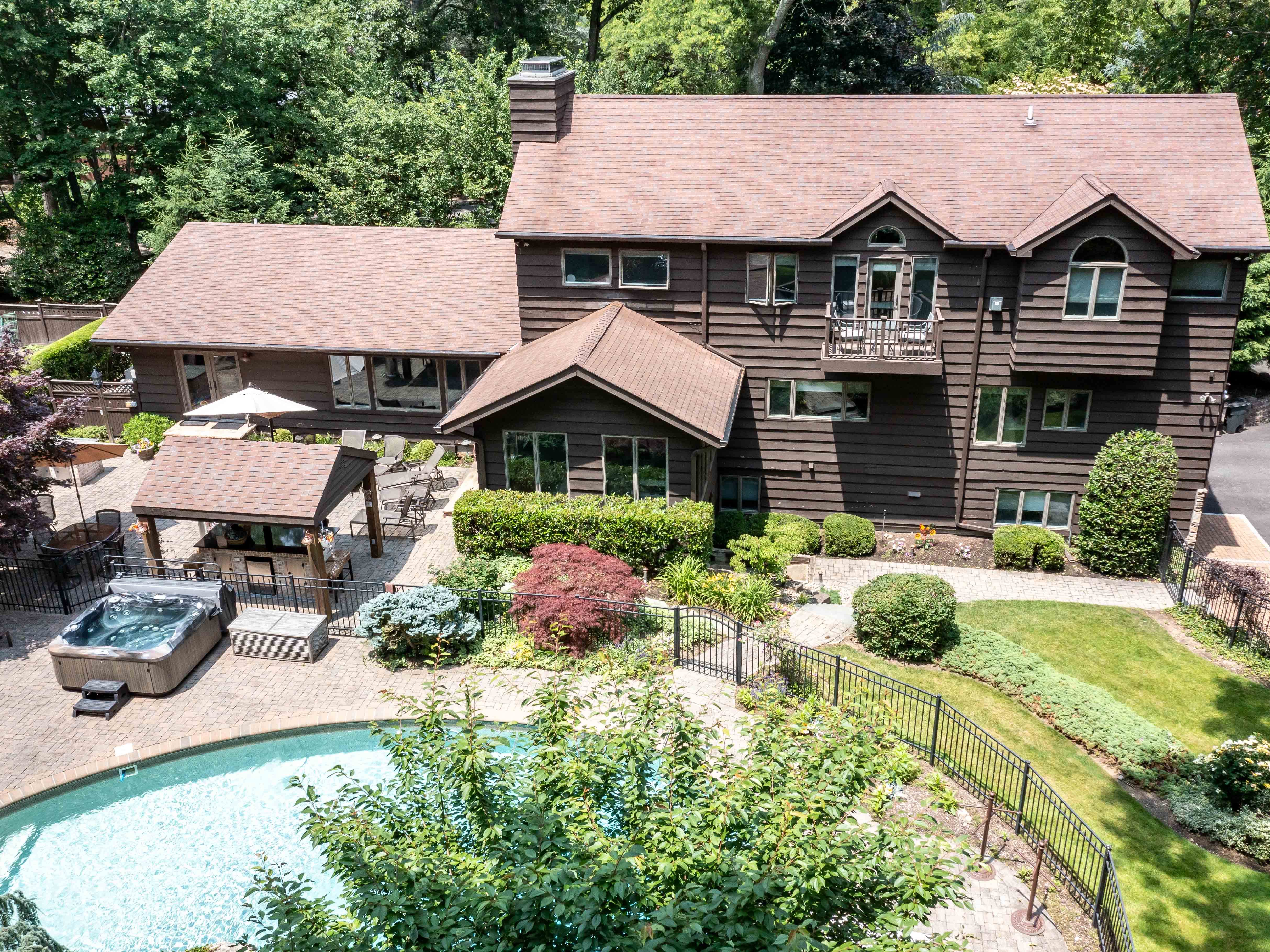 JUST LISTED! Spectacular 6 bedroom, 4.5 bath Farm Ranch in North